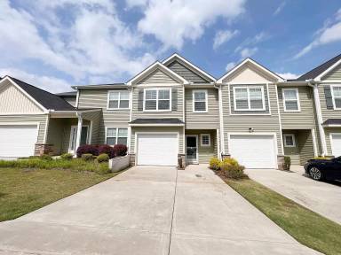 Main picture of 803 Stonebriar St