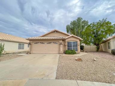 Main picture of 782 E Baylor Ln