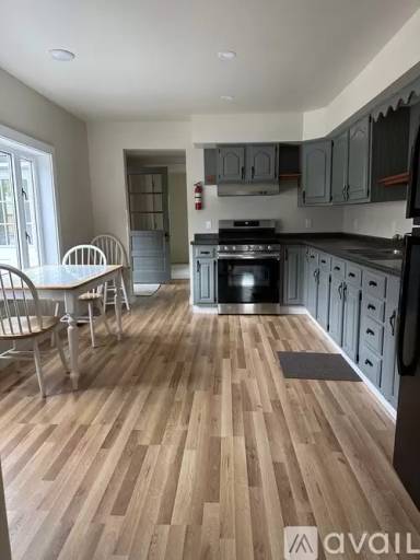 Main picture of 16 Lower Newton St