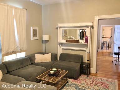 Main picture of 410 Washington Ave