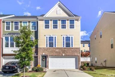 Main picture of 329 Roche Dr