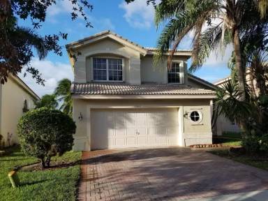 Main picture of 15811 SW 24th St