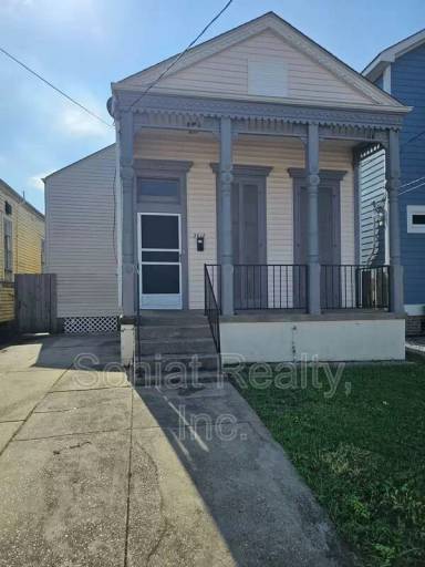Main picture of 2812 Cleveland Ave