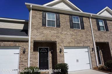Main picture of 30 Reese Way