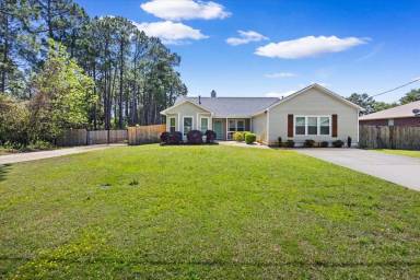 Main picture of 8665 El Paseo St