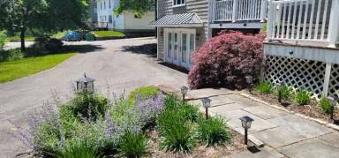 Main picture of 75 Vassar Rd