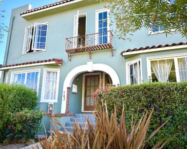 Main picture of 741-743 Hillgirt Circle