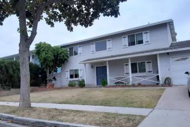 Main picture of 3926 Parron St