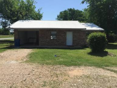 Main picture of 1202 S Finney St