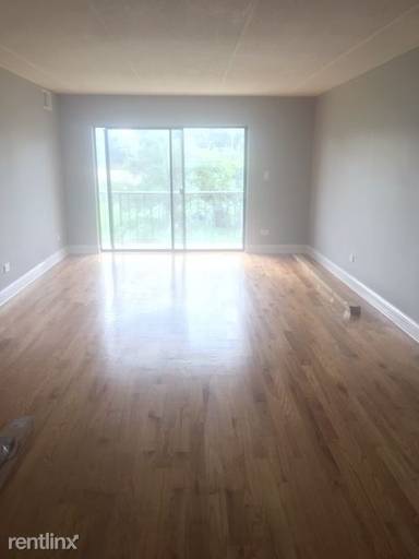 Main picture of 525 N Quentin Rd