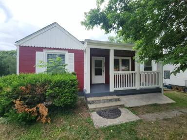Main picture of 4904 Inglewood Ct