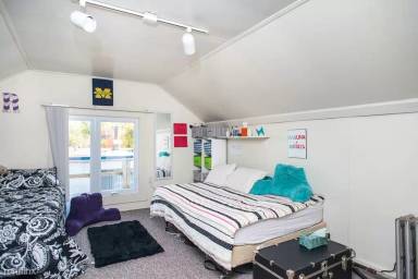Main picture of 820 McKinley Ave