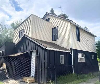 Main picture of 9918 Sandusky Ave