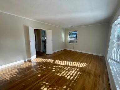 Main picture of 1861 Bellomy St