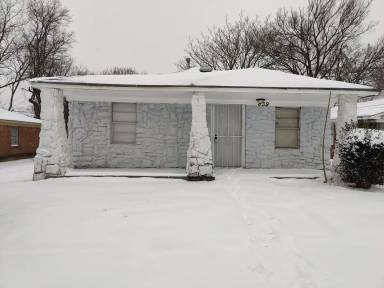 Main picture of 839 Laurel St