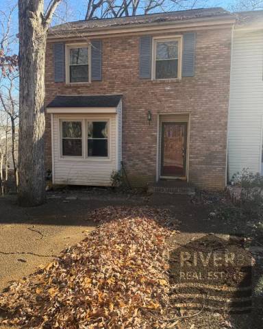 Main picture of 204 Woodcastle Dr