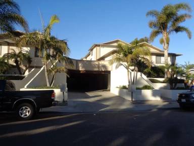 Main picture of 1344 Holly Ave