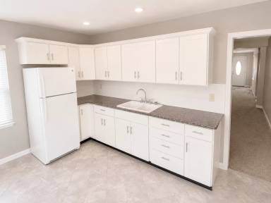 Main picture of 2092 Garfield Ave