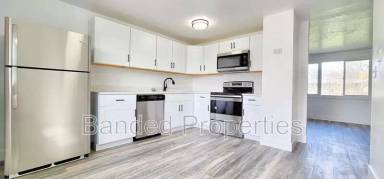 Main picture of 3880 S Manhatten Dr