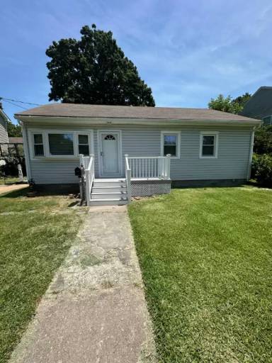 Main picture of 8632 Sturgis St