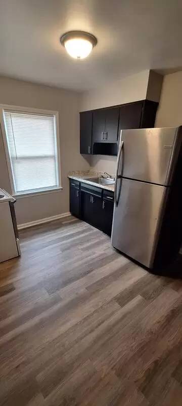 Main picture of 1607 Algonquin Pkwy