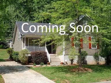 Main picture of 979 Prospect Ave SE