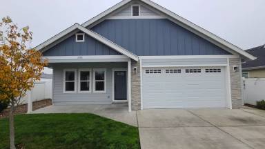 Main picture of 205 SW Blueberry Ln
