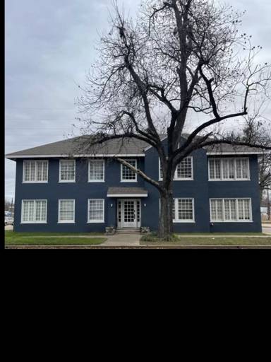 Main picture of 2000 Austin Ave