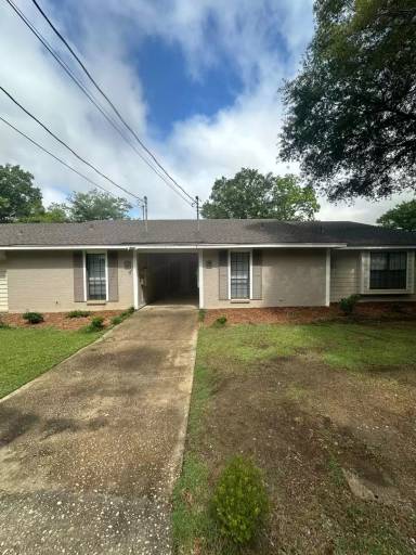 Main picture of 113 Cedar Ct