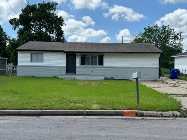 Main picture of 412 S 5th Pl