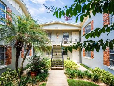 Main picture of 3022 Fairway Ln