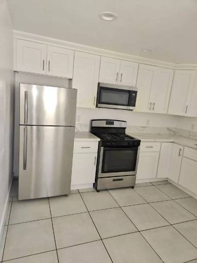 Main picture of 2847 Clay Ave