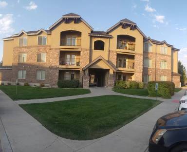 Main picture of Ridgestone Condominiums
