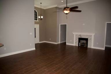 Main picture of 501 Robert St