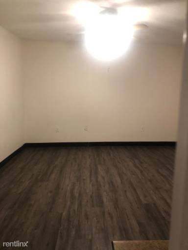 Main picture of 2773 Cramer Cir