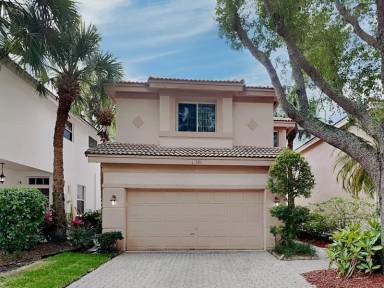 Main picture of 124 NW 106th Ave