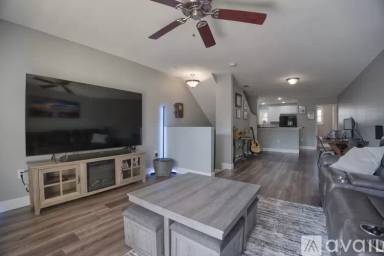 Main picture of 8944 White Sage Loop