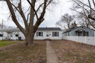 Main picture of 1149 N Somerset Ave