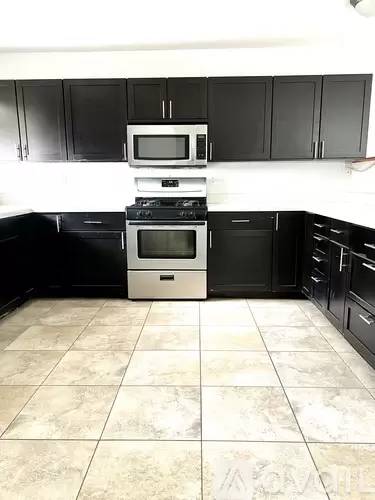 Main picture of 12570 Poway Rd