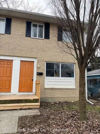 Main picture of 1975 Dunbar Dr