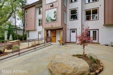 Main picture of 14001 SE Rupert Dr