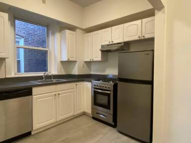 Main picture of 71 Brighton Ave