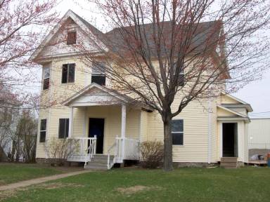 Main picture of 652 Wisconsin St