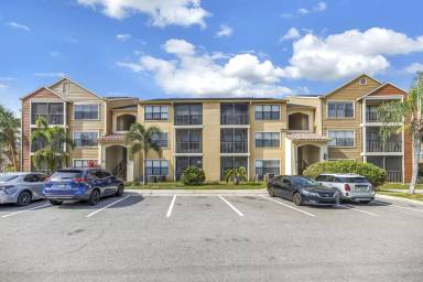 Main picture of Mandalay on 4th Condominiums