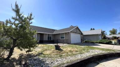 Main picture of 8135 Traver Ct