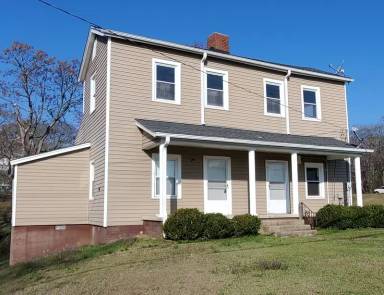 Main picture of 104 Drugstore St