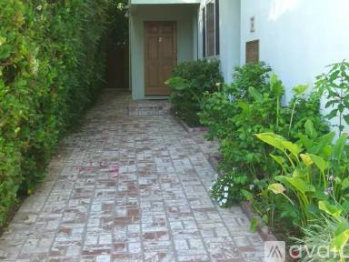 Main picture of 11669 Mayfield Ave