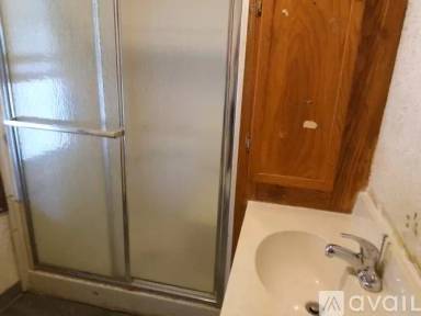 Main picture of 35 Burlington Ave