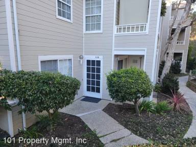Main picture of 7620 Hollister Ave