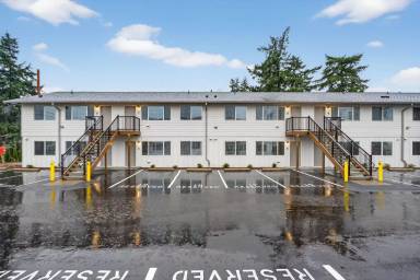 Main picture of 7315 SE Mitchell Ct